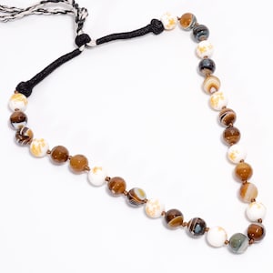 Natural Botswana Agate Necklace: Round Gemstone Beads, Adjustable Style