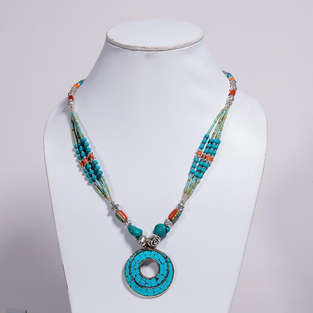 Collier Ancien Népalais En Lapis Lazuli, Turquoises Et Rubis - Plaqué Argent, Occasion Bon état