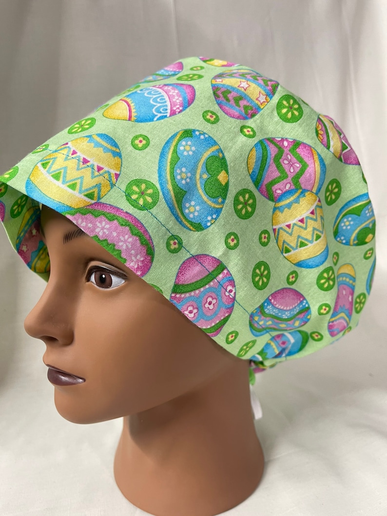 Women/'s Euro Style Scrub Cap *Easter*with adjustable toggle lock