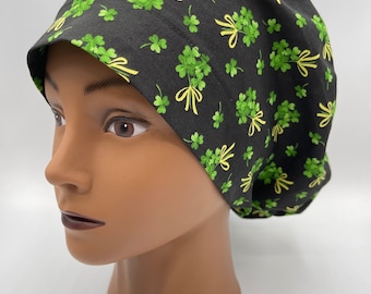 Gorro quirúrgico para mujer / Estilo europeo / Ramo de tréboles con cierre ajustable