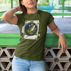 Frog Shirt For Frog Lovers T-shirt Gift Shirt For Frog Lovers, Frog Shirt, Frog T-Shirt For Frog Lovers Tarot Card Tshirt Frog Tee