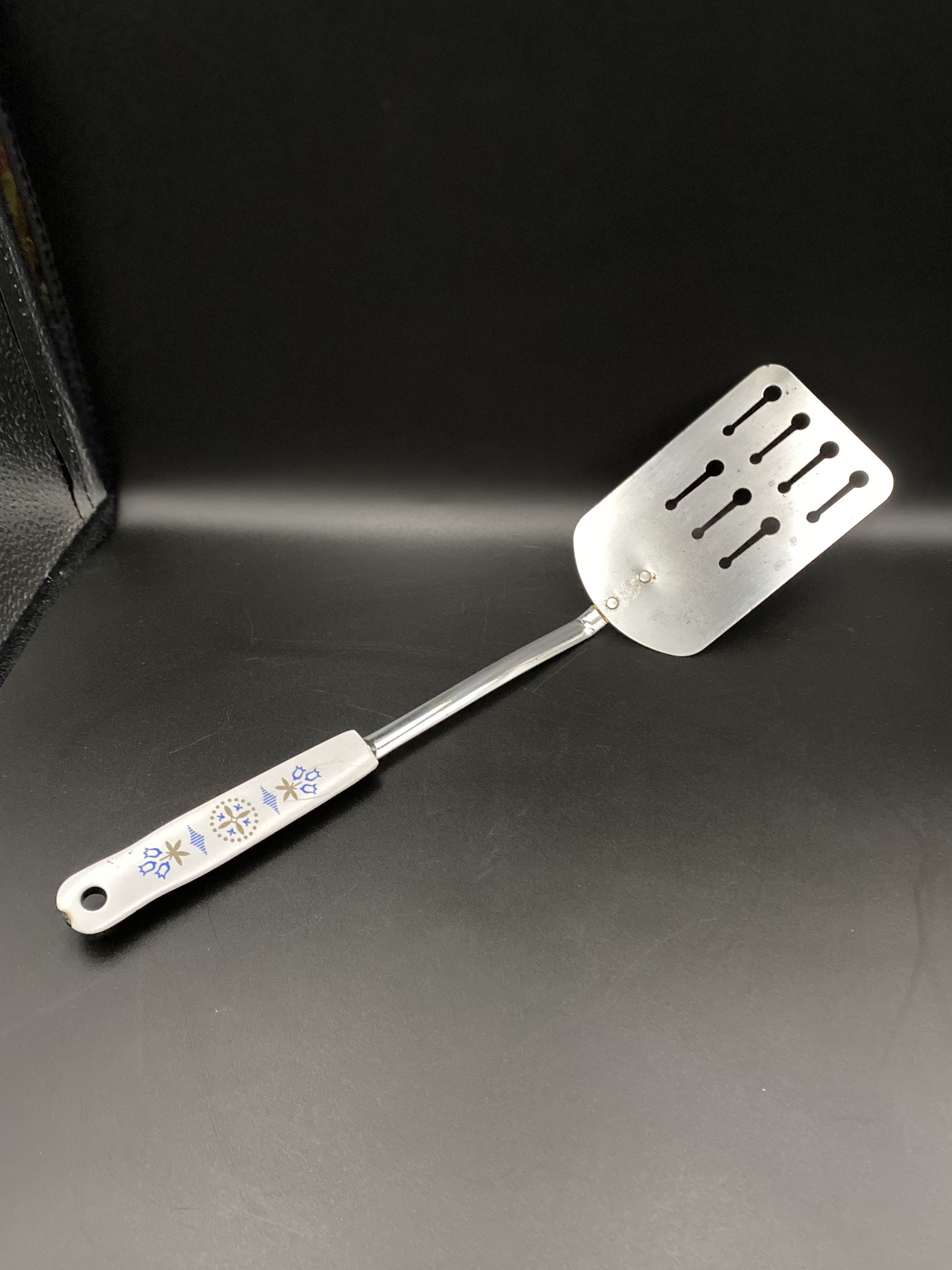 Ekco Spatula for sale Only 4 left at 65