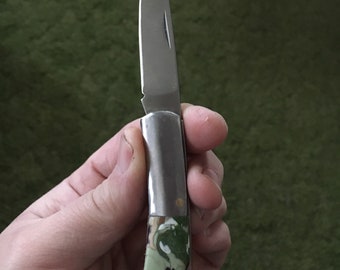 Camouflage pocket folding knife