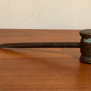 Vintage small metal hammer/mallet
