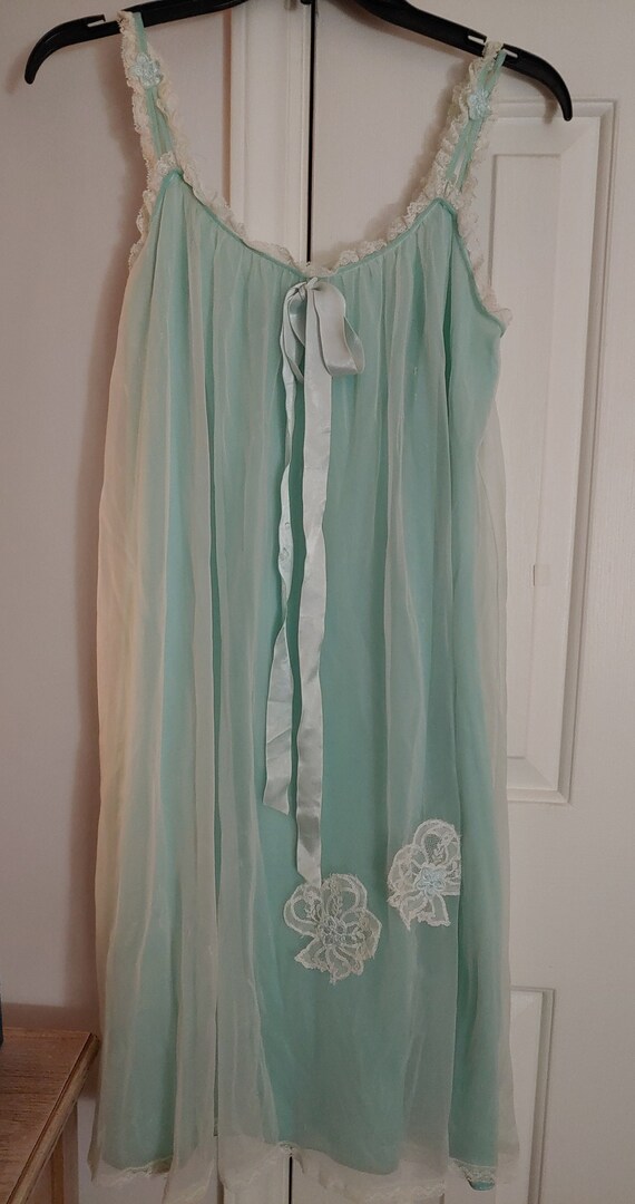 Green babydoll nightgown outlet