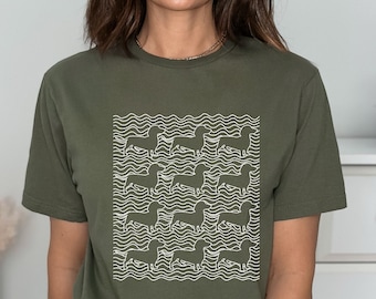 Dachshund Lover T-Shirt: Minimalist Wiener Dog Tee