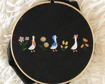 Fall Embroidery Design, Cute Geese and Wildflowers Embroidery Design, Funny Goose Embroidery File, Fall Vibes Embroidery, Digital Download