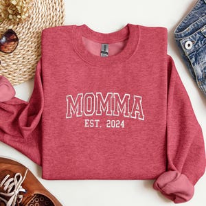Custom Embroidered Sweatshirt, Name On Sleeve With Heart, Grandpa Shirt With Date, Daddy Est Year Shirt, Gift For New Dad, Father&#39;s Day Gift