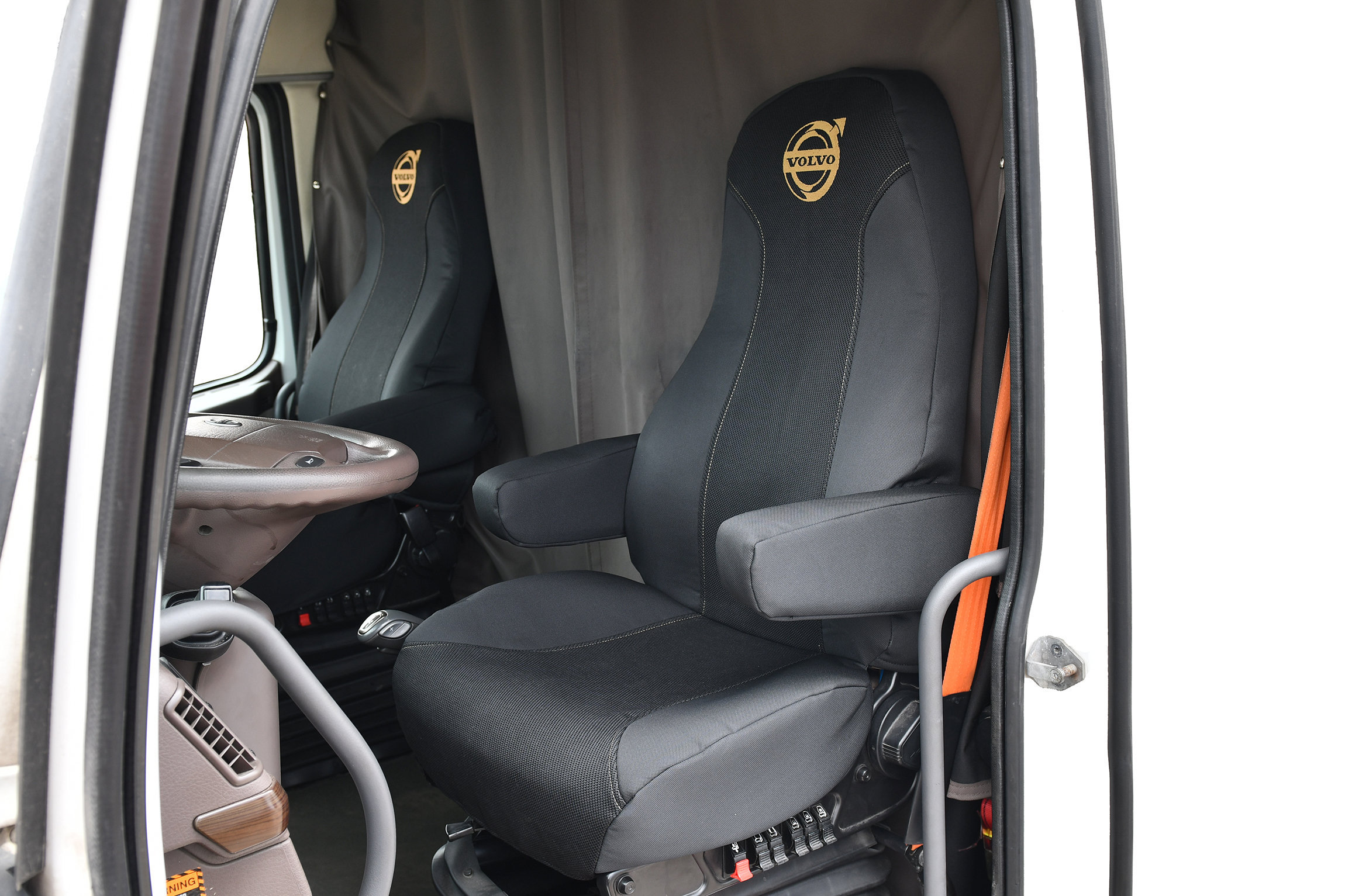 Seat Cover for VOLVO VNL for 20072017 Volvo trucks Full Set Etsy