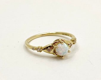 Opal Ring Gold | Dainty Opal Ring | 14k Gold Ring | White Opal Ring | Opal Engagament Ring | Gifts For Her | Minimalist Ring |