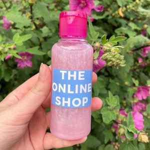 Shimmer Body Oil In Shade ‘Candyfloss’