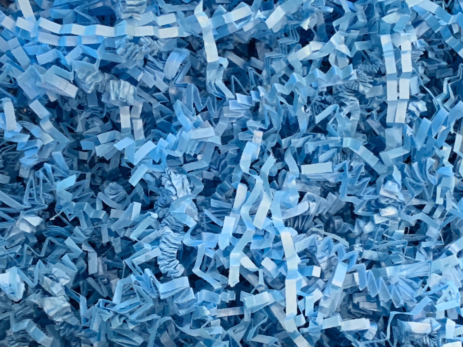 1LB Light Blue Crinkle Paper Filler, Gift Basket Shred, for Display