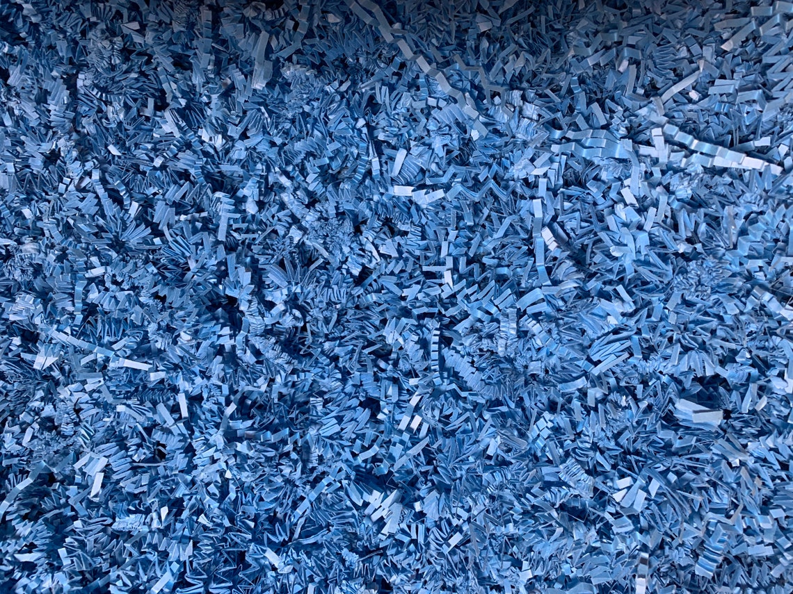 1LB Light Blue Crinkle Paper Filler, Gift Basket Shred, for Display