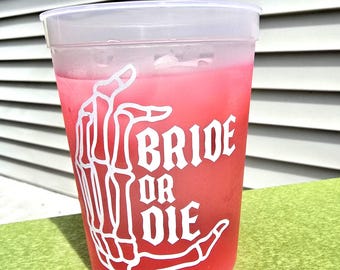 Custom Cup Designs on Color Changing Cup -- Birthdays, Parties, Graduations, Vacations