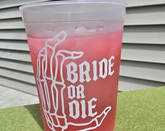 Custom Cup Designs on Color Changing Cup -- Birthdays, Parties, Graduations, Vacations