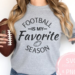 Voetbal is mijn favoriete seizoen SVG & PNG, voetbalmoeder, herfstseizoen speldag sport SVG, gratis commercieel gebruik, silhouet, Cricut, digitale <3