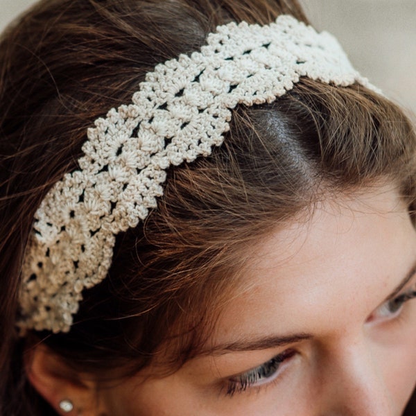 Crochet boho headband made of fine macrame yarn