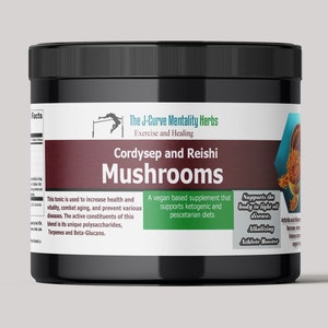 Może przedstawiać: Czarny słoik z grzybami Cordysep i Reishi. Etykieta zawiera tekst "The J-Curve Mentality Herbs" i "Exercise and Healing". Na etykiecie widnieje również informacja, że produkt jest suplementem wegańskim.