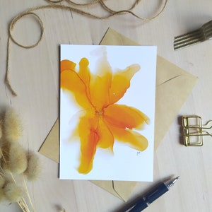 Tarjeta de nota en blanco Arty con sobre, postal de lirios naranjas abstractos, impresión de tarjeta de felicitación original, impresión de arte botánico pequeño, tarjeta en blanco A6