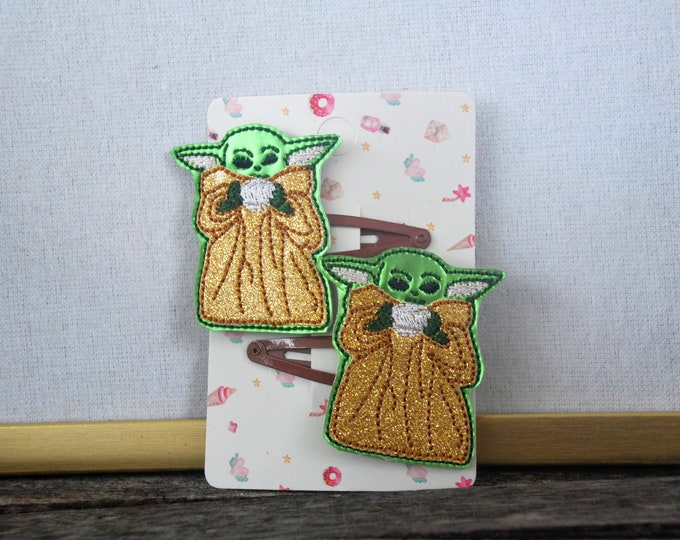 Baby Yoda Character Clips