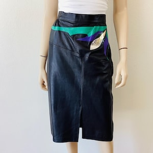 Vintage 1980s BLACK LEATHER & PATCHWORK Applique Knee Length Skirt