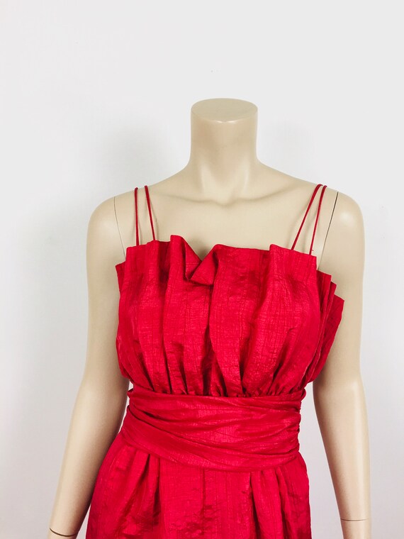 Vintage 1980s RED PLEATED Bust CRINKLED Party Dre… - image 4