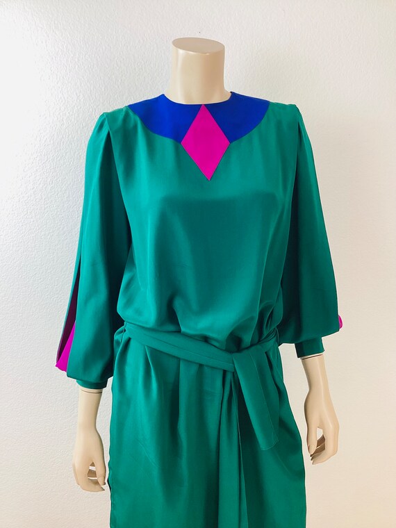 Vintage 1980s GREEN JEWEL Tone SILK Fuchsia Inver… - image 3