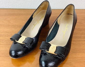 靴 90's vintage Salvatore Ferragamo Vintage 90s Black Patent Leather Italian Shoes by Salvatore