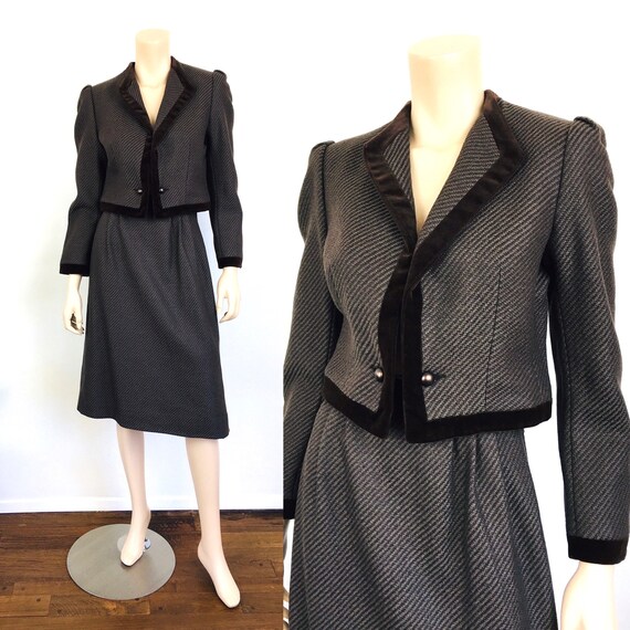 Vintage 1980s LOUIS FERAUD Brown VELVET Trim Skirt
