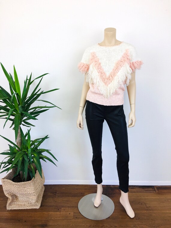 Vintage 1980s BLUSH PINK Chevron FRINGE Sweater T… - image 2