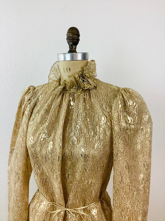 Vintage 1980s GOLD METALLIC LACE Ruffled Neckline… - image 5