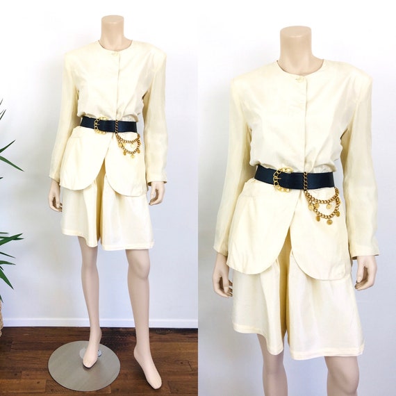Vintage 1980s BERMUDA SHORTS & JACKET Feather Ligh