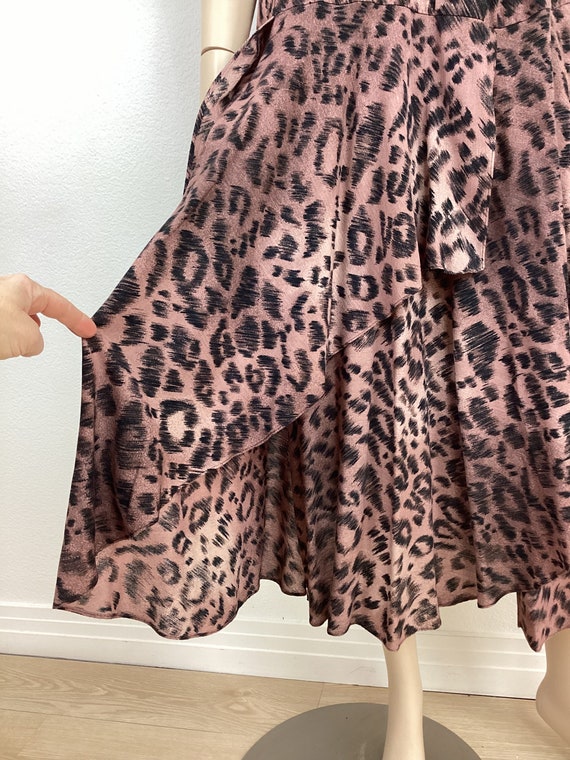 Vintage 1980s LEOPARD Print TIERED HANKY Hem Dress - image 5