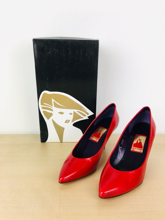 Cherry Red Heels by CARESSA size 7.5 Marilyn Monroe Style High Heel Holiday  Pumps Gold Bow Trim at Toe 1980s Womens Pumps Womens High Heels
