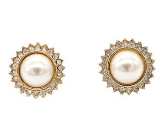 Vintage Clip-On Earrings | Faux Pearl Cabochons | Vintage Jewellery | Clip On Earrings | Silver Tone | Minimalist Statement earrings | 246