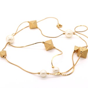 Collar vintage de Avon con perlas de imitación, 89 cm, tono dorado