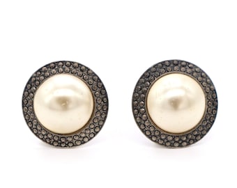 Vintage Clip-On Earrings | Faux Pearl Cabochons | Vintage Jewellery | Clip On Earrings | Silver Tone | Minimalist Statement earrings | 245