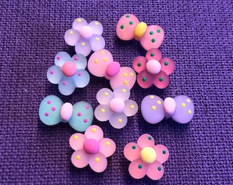 Flower Push Pins | Flower and Bow Pushpins | Bow Tacks | Flower Cork Board Tacks | Cork Board Pins | Notice Board Pins | Reminder Board