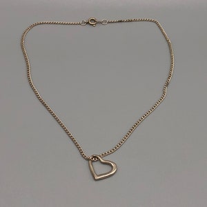 Vintage Chain Necklace with Heart Pendant | Vintage Necklace with Heart Outline Charm | 14.5” Silver Tone Heart Necklace | Heart Chain | 962