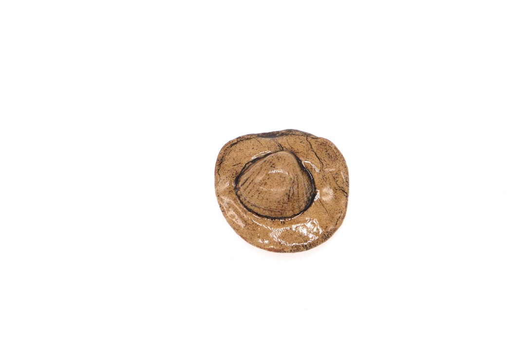 Shell Magnet | Unusual Magnet | Ceramic Magnet | Pottery Magnet | Fun ...