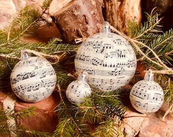 Christmas Bauble Set | 4 Music Baubles | Hanging Christmas Tree Decoration | Eco Friendly Christmas Baubles | Music Note Paper Decoration