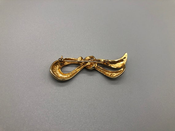 ヴィンテージ シングルループ ボウブローチ | ヴィンテージ ゴールド  