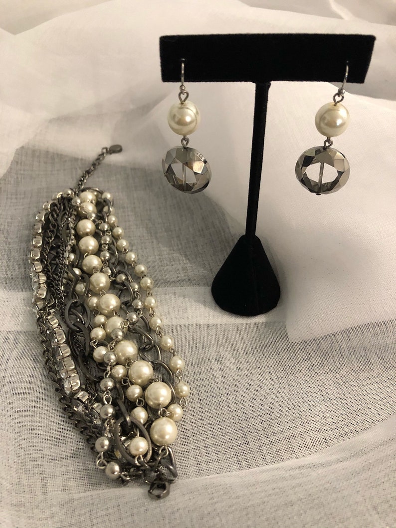 Rhinestones and Pearls Bracelet /& Earrings