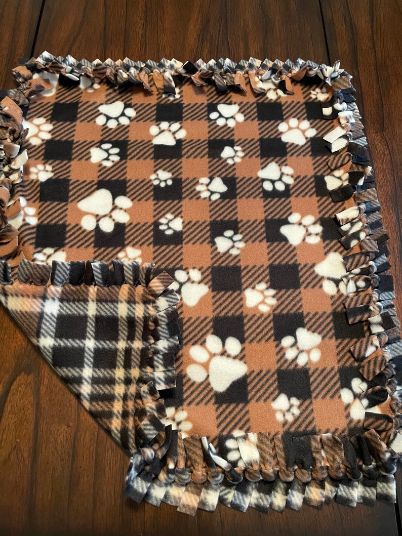 48x 38 NO SEW FLEECE Knotted Blanket, Adult Lap Blankets..knotted