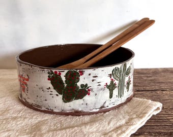 Handmade Cactus Serving Bowl, Southwestern Pottery Bowl, Rustic Ceramic Fruit Bowl, Desert Kitchen Decor, Handmade Stoneware Centerpiece