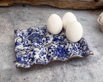 Ceramic egg holder ,Blue willow,12 grid tray eggs ,egg tray ,egg holder countertop,handmade pottery,new  home gift,cottage home decor