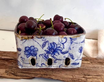 SECOND,Blue floral berry basket,Organic rustic ceramic berry bowl,pottery fruit bowl ,french country,rustic decor,egg holder,gift for mom