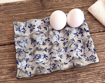 White floral Rustic Ceramic egg tray ,12grids egg tray,handmade egg holder countertop ,vintage egg holder,,cottage core