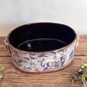 Vit rustik blommig gryta, stor ugnsform, vinterdekor, stor fruktskål, salladsskål, ugnsform till bord, ny hempresent