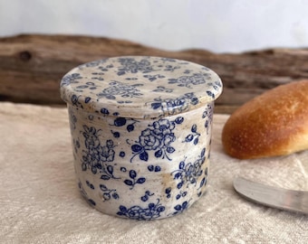 Blue floral butter dish ,French butter crock,White foral butter dish,Pottery gift for Christmas ,French butter keeper,Butter crock with lid